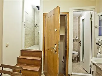 Leon Apartment Estambul 0*,